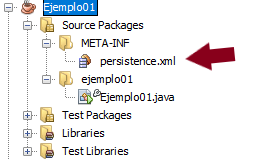 Vista de un proyecto NetBeans Java SE con un archivo persistence.xml. Ejemplo de localización del archivo persistence.xml en NetBeans.